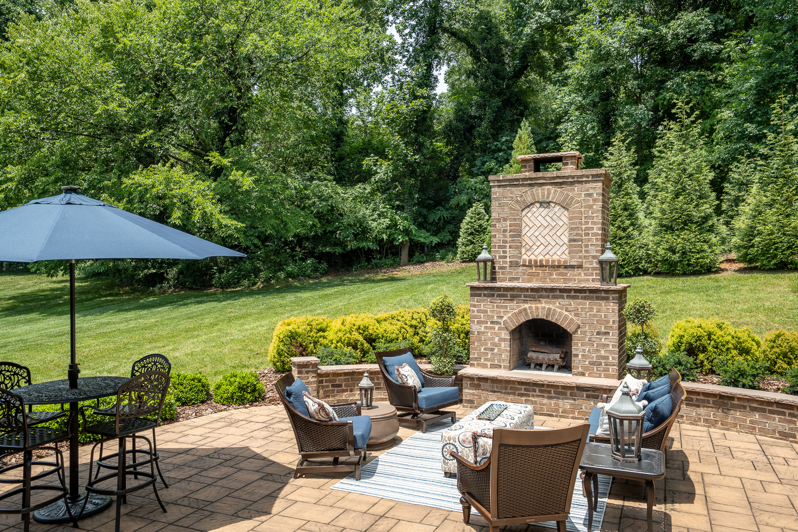 Backyard Fireplace and Patio